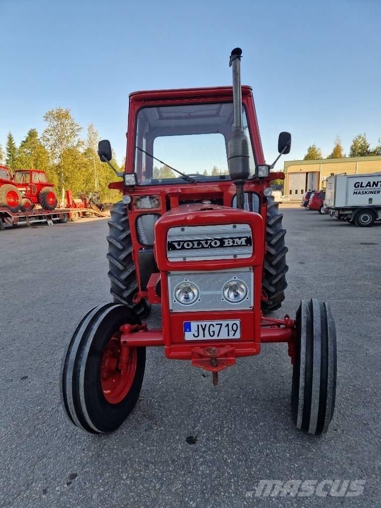 Volvo BM 430 Traktorok