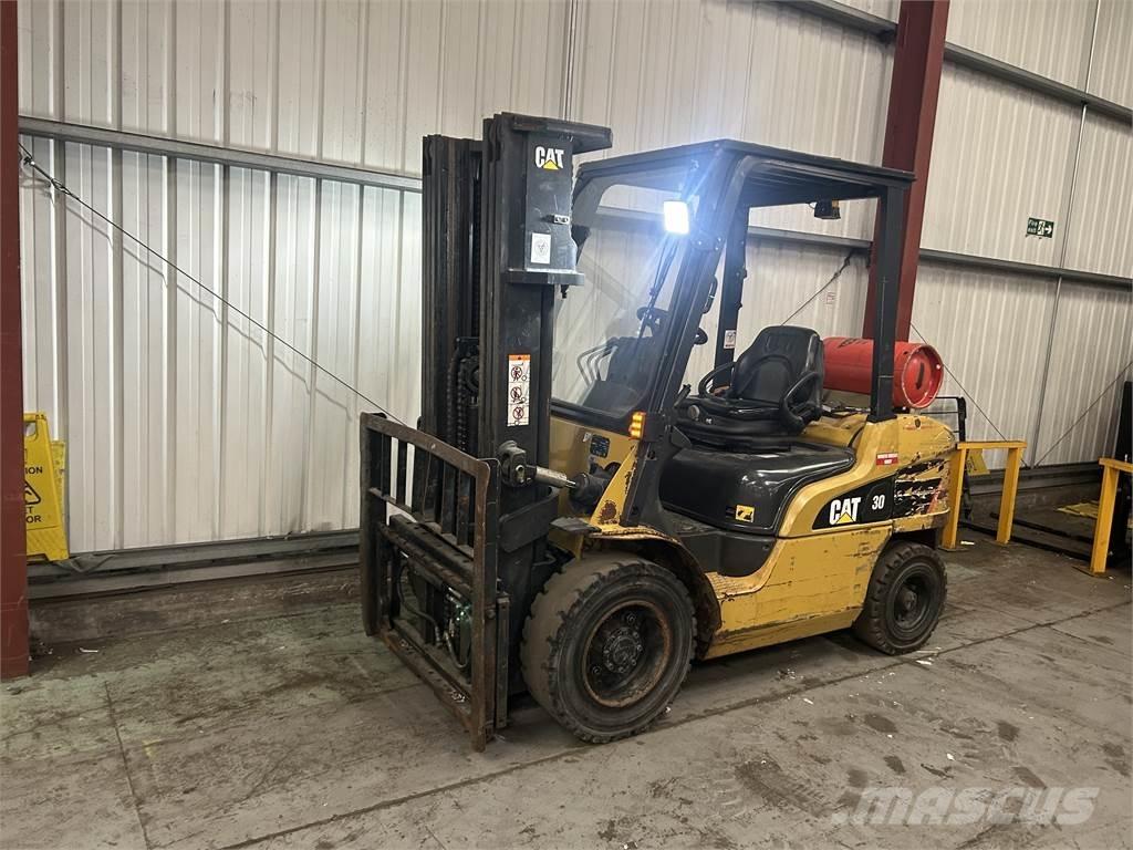 CAT GP30NT Gázüzemű targoncák