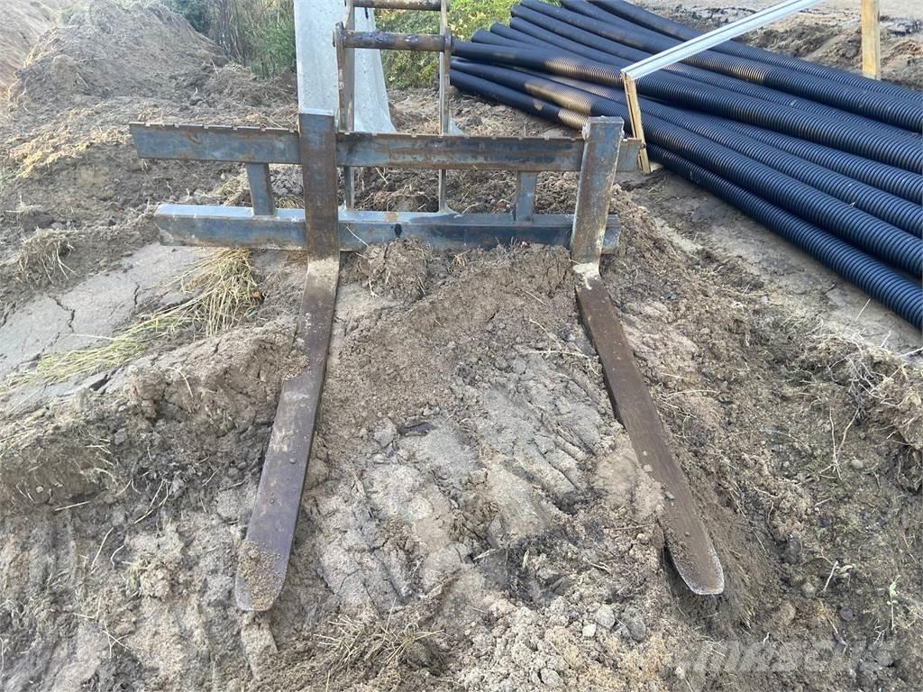  Trukkipiikit S45 Villák