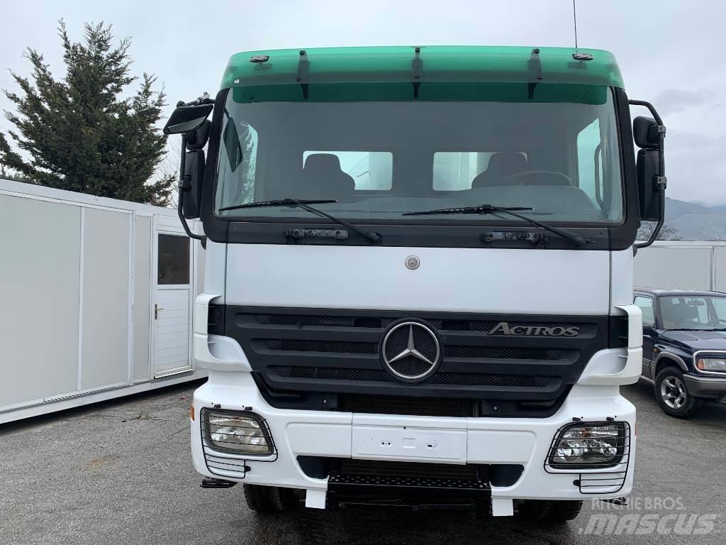 Mercedes-Benz 3336 Betonkeverők/Betonpumpák