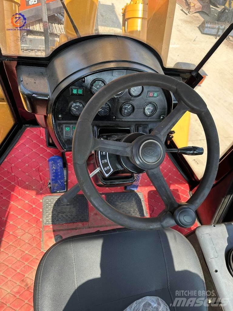 CAT 966 L Gumikerekes homlokrakodók