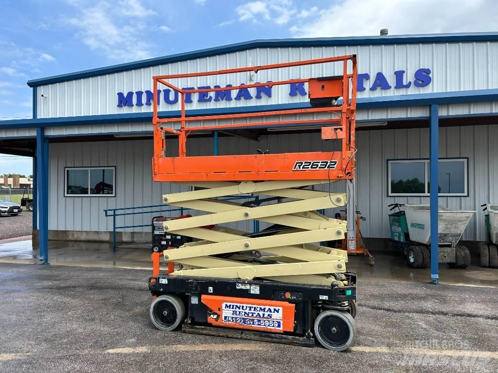 JLG R2632 Ollós emelők
