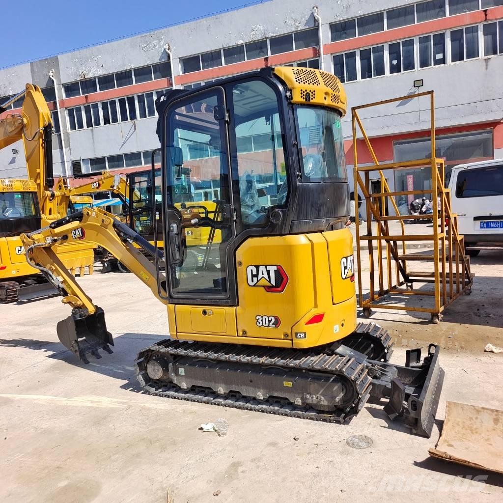 CAT 302CR Lánctalpas kotrók