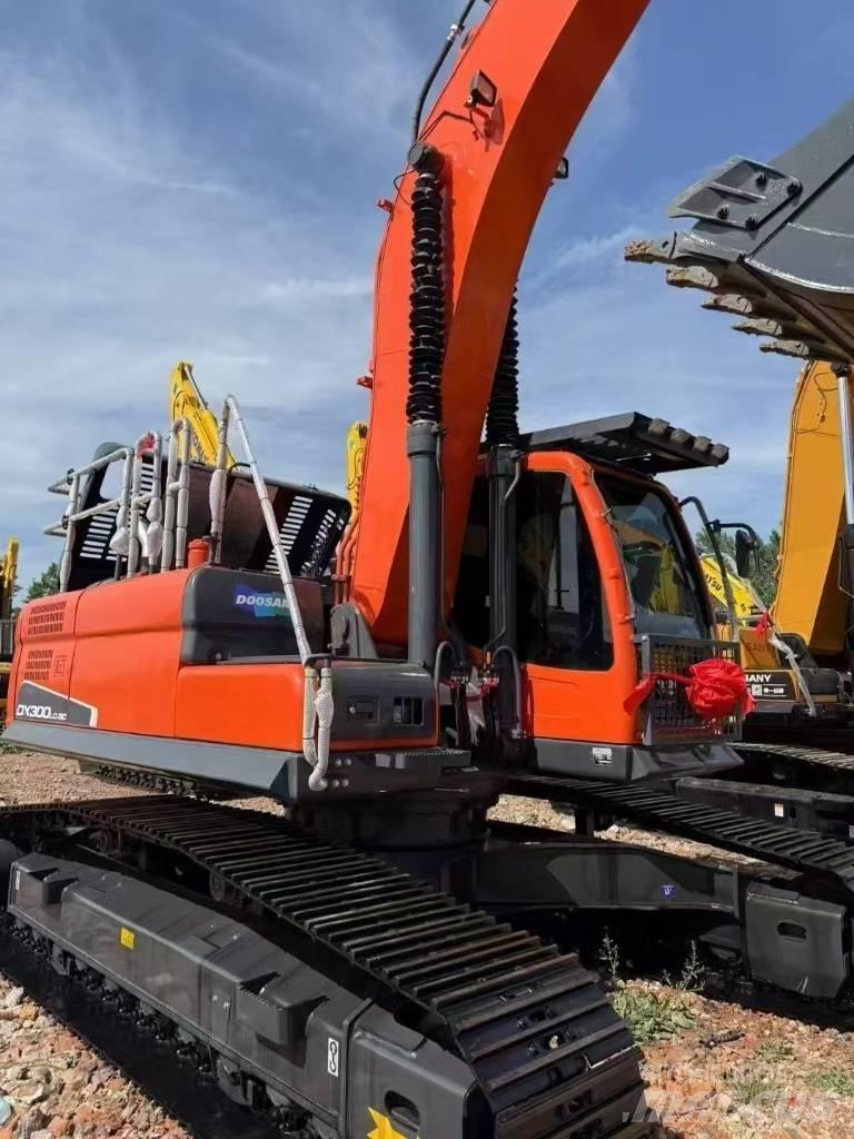 Doosan DX300LC-9C Lánctalpas kotrók