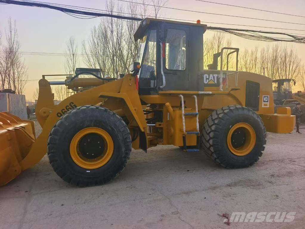 CAT 966 G Gumikerekes homlokrakodók