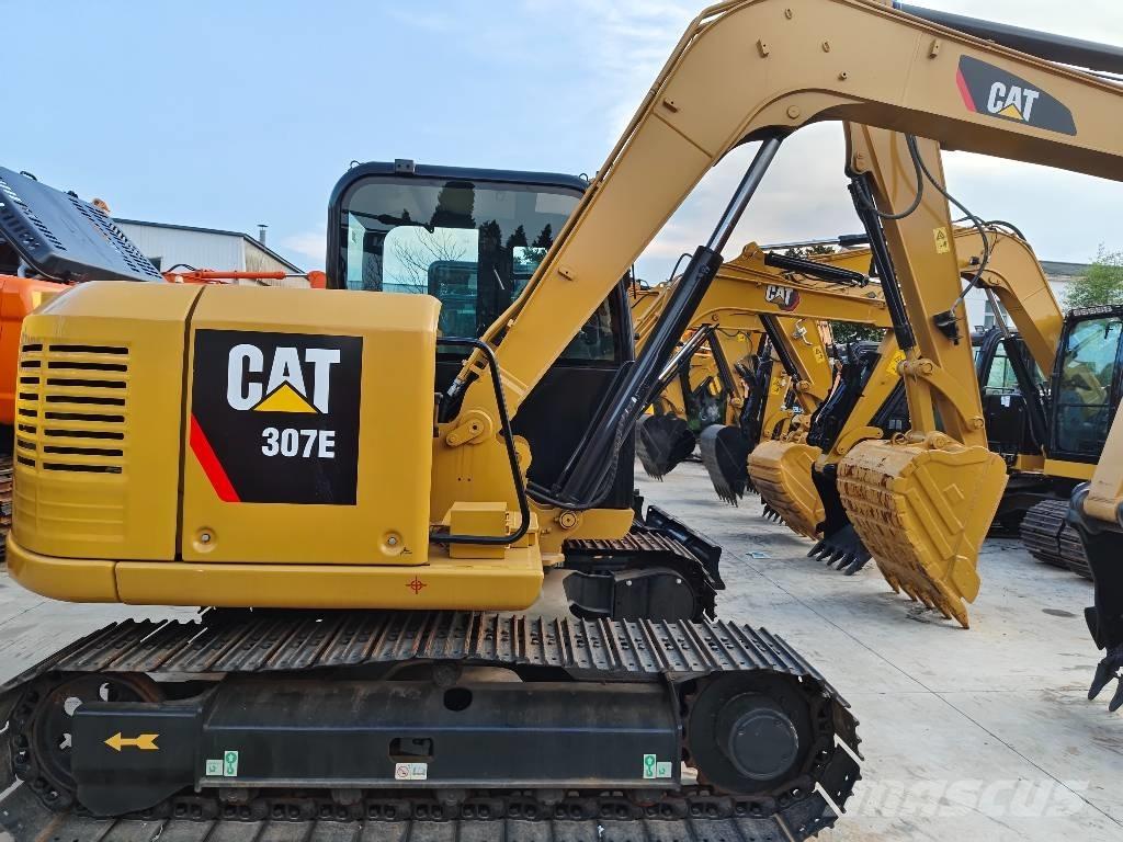CAT 307E Mini kotrók < 7t