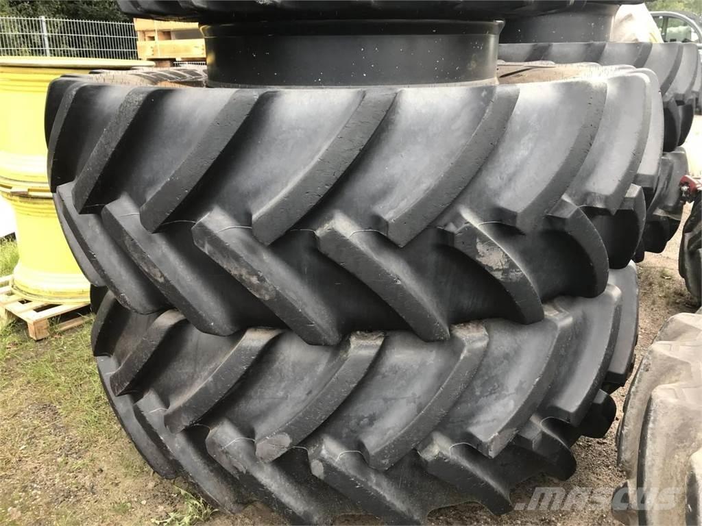 Mitas 680/80R42 Gumiabroncsok, kerekek és felnik