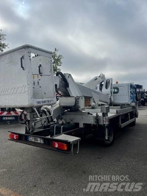 Multitel MX250 Teherautóra szerelt emelők és állványok