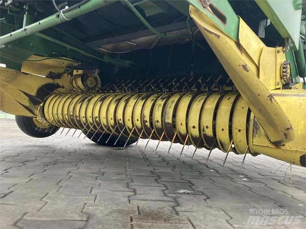 John Deere 550 Körbálázók