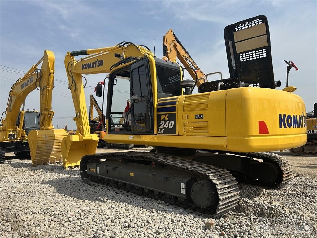 Komatsu PC 240 Lánctalpas kotrók