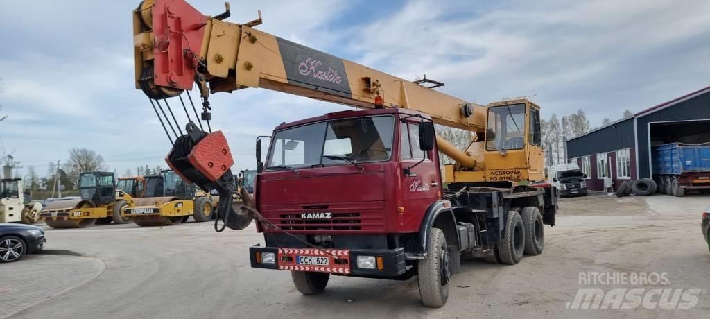 Kamaz 25T Terepdaruk