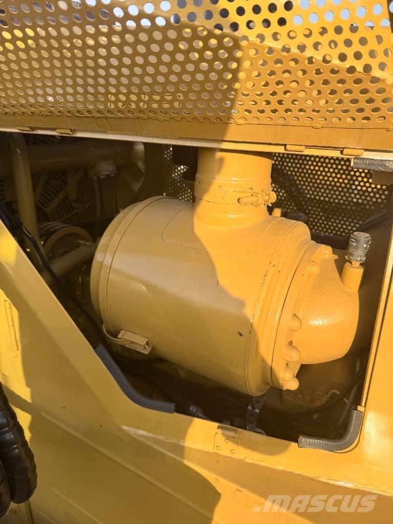 CAT D 7 G lánctalpas dózerek