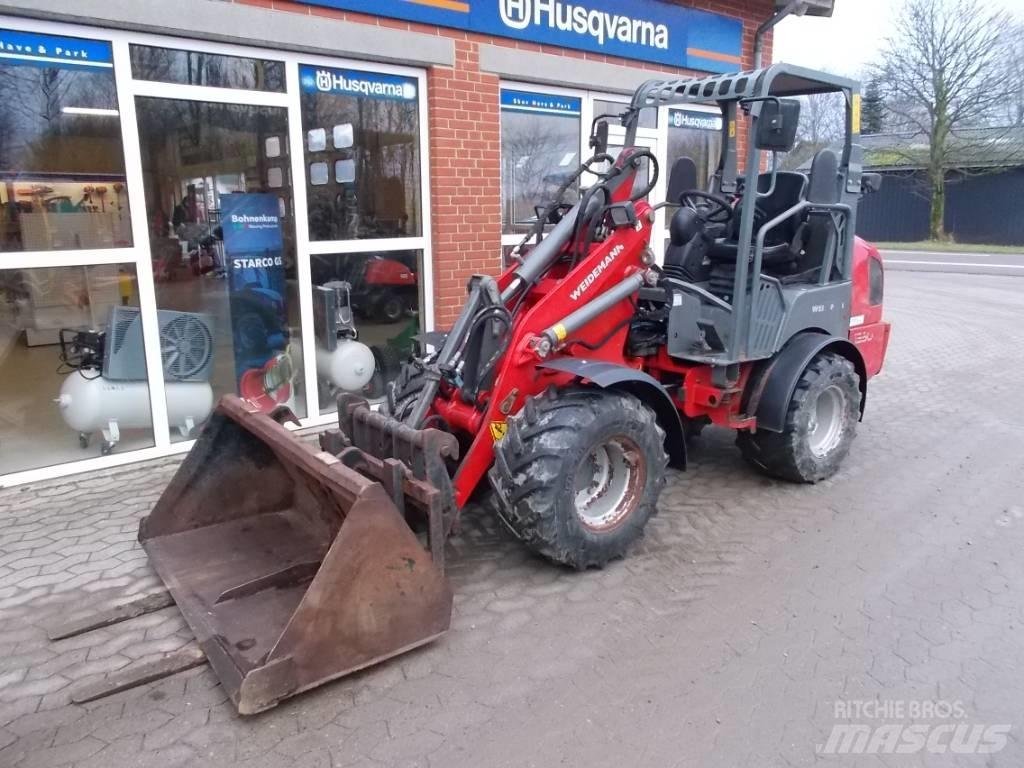 Weidemann 1350CX45 Gumikerekes homlokrakodók
