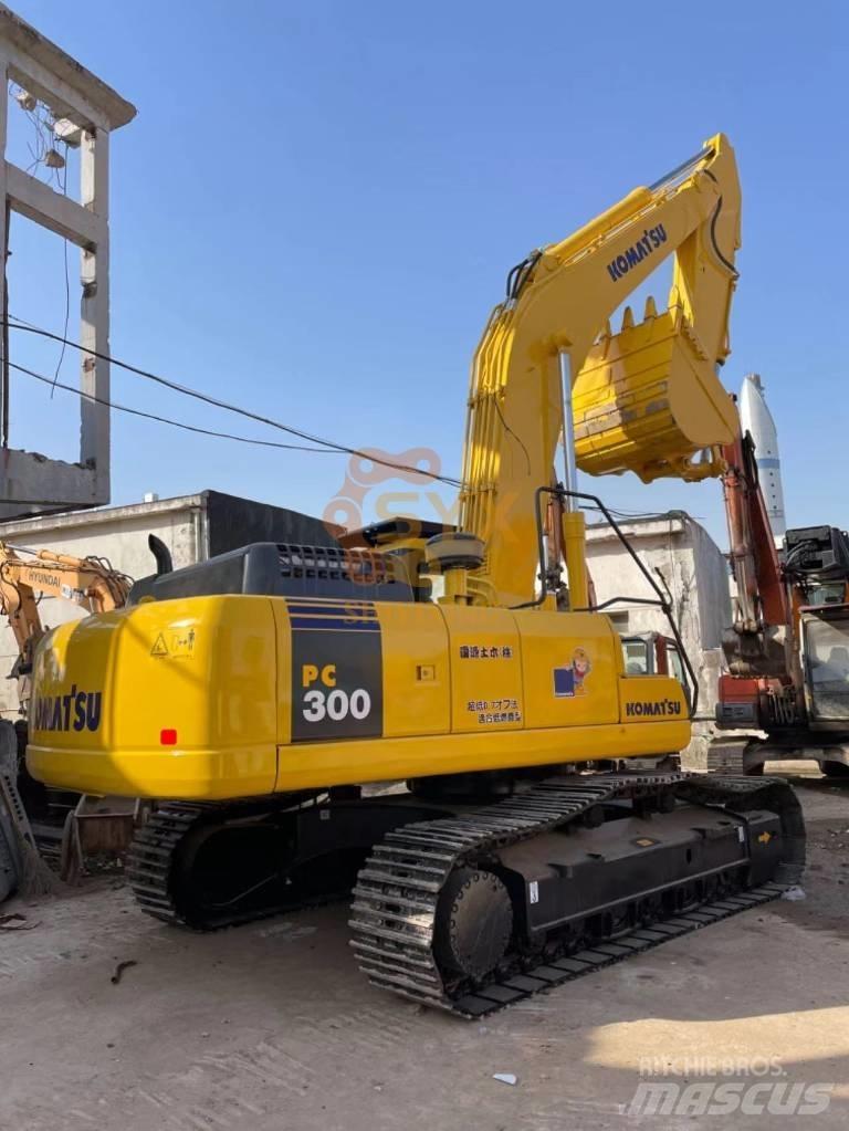 Komatsu PC 300 Lánctalpas kotrók