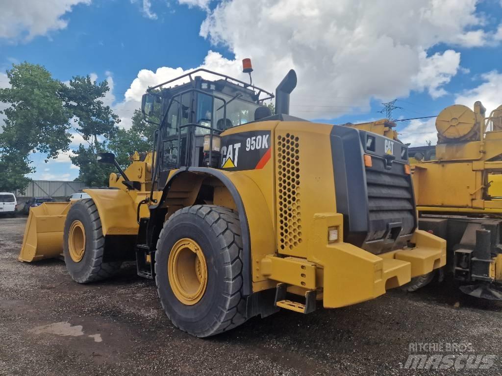 CAT 950 K Gumikerekes homlokrakodók