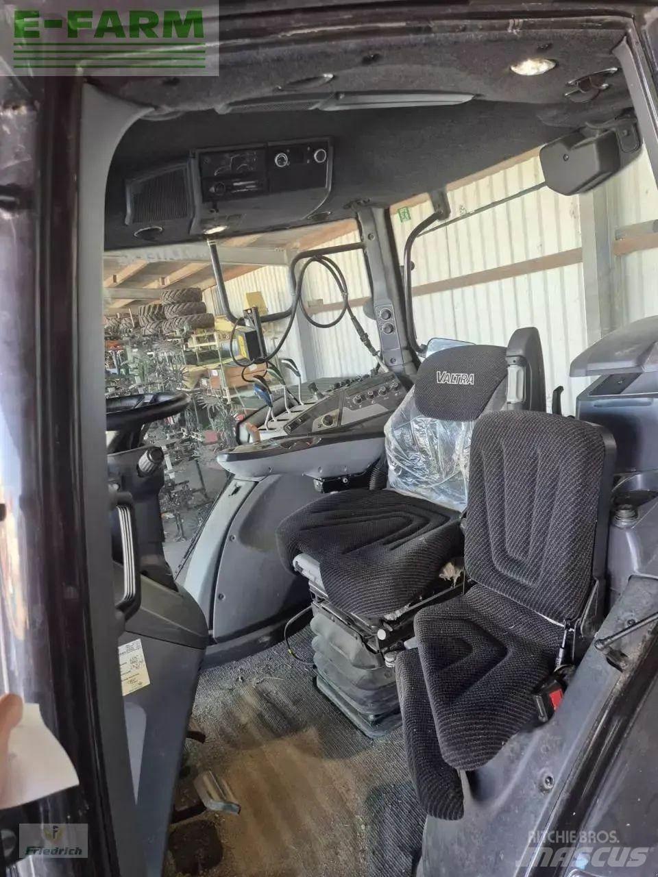 Valtra t235a Traktorok