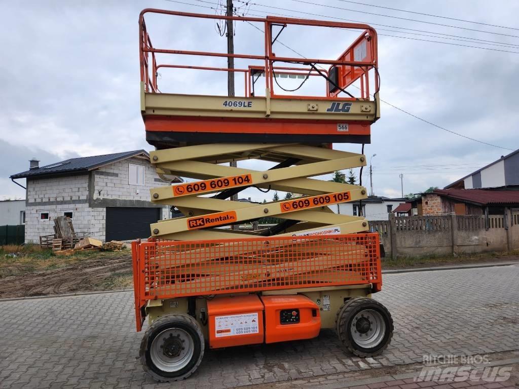 JLG E 4069 LE Ollós emelők