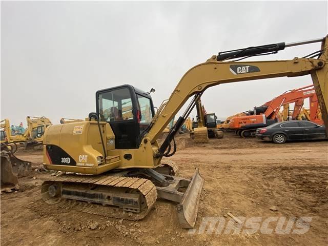 CAT 306 Mini kotrók < 7t