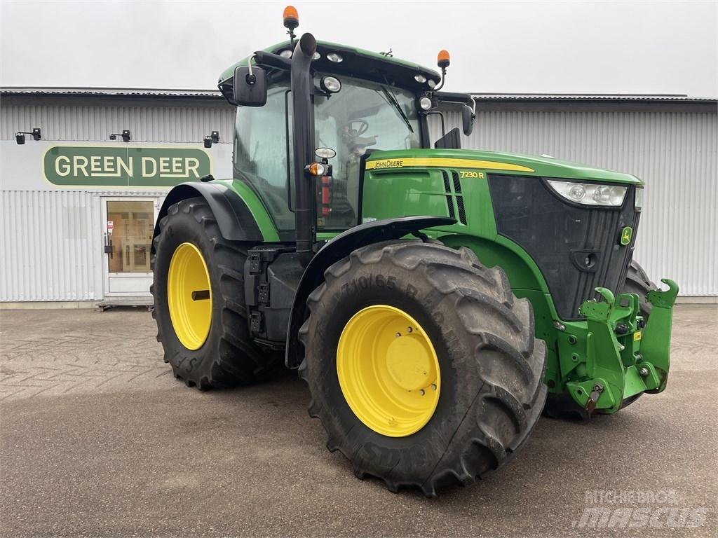 John Deere 7230R Traktorok
