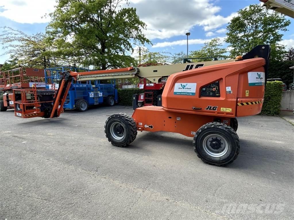 JLG 460SJ (4568) Teleszkópos emelők