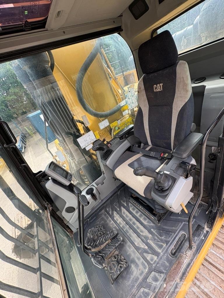 CAT 336 F L Lánctalpas kotrók