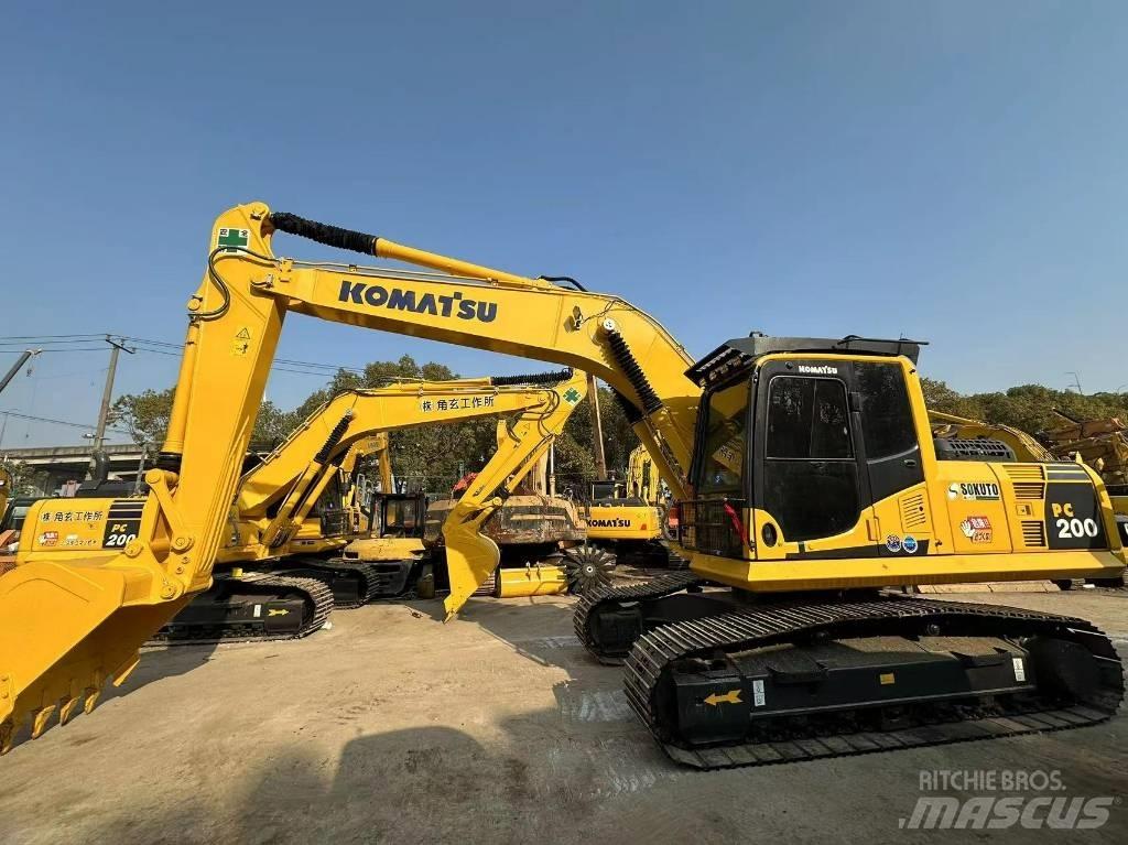 Komatsu PC 200 Lánctalpas kotrók