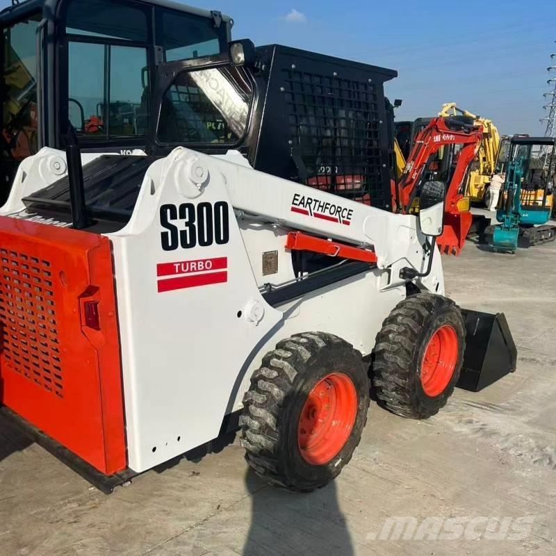 Bobcat S 300 Kompaktrakodók