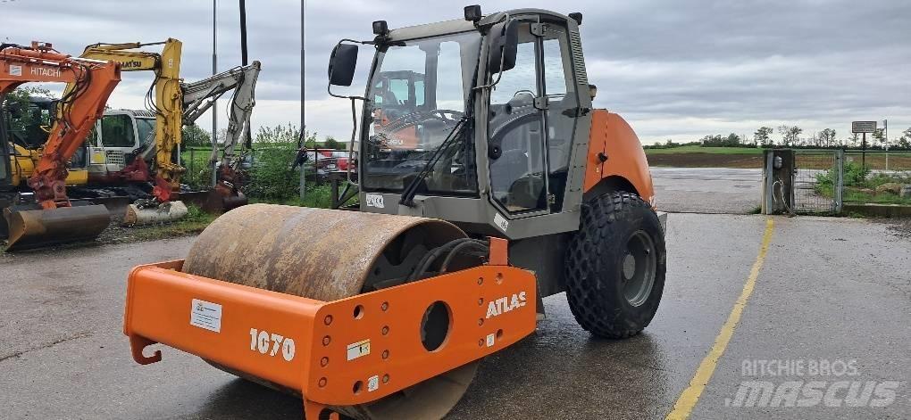 Atlas 1070 Talajtömörítő gépek