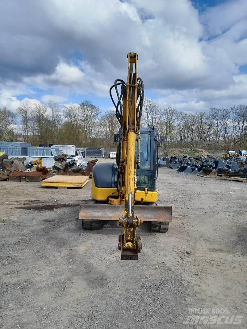 Komatsu PC55MR-3 Mini kotrók < 7t