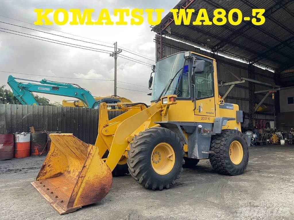 Komatsu WA80-3 Gumikerekes homlokrakodók