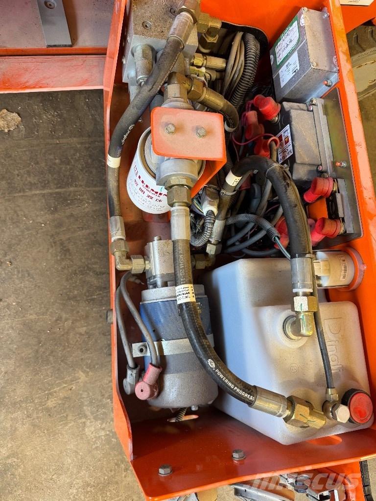 Dingli JCPT 0807 Ollós emelők