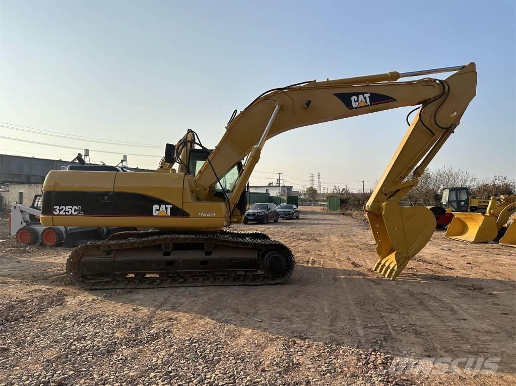 CAT 325 C Lánctalpas kotrók