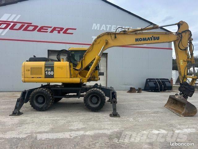 Komatsu PW 180 Gumikerekes kotrók