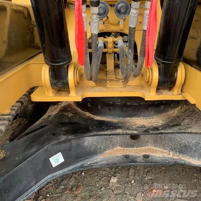CAT 312 D Lánctalpas kotrók