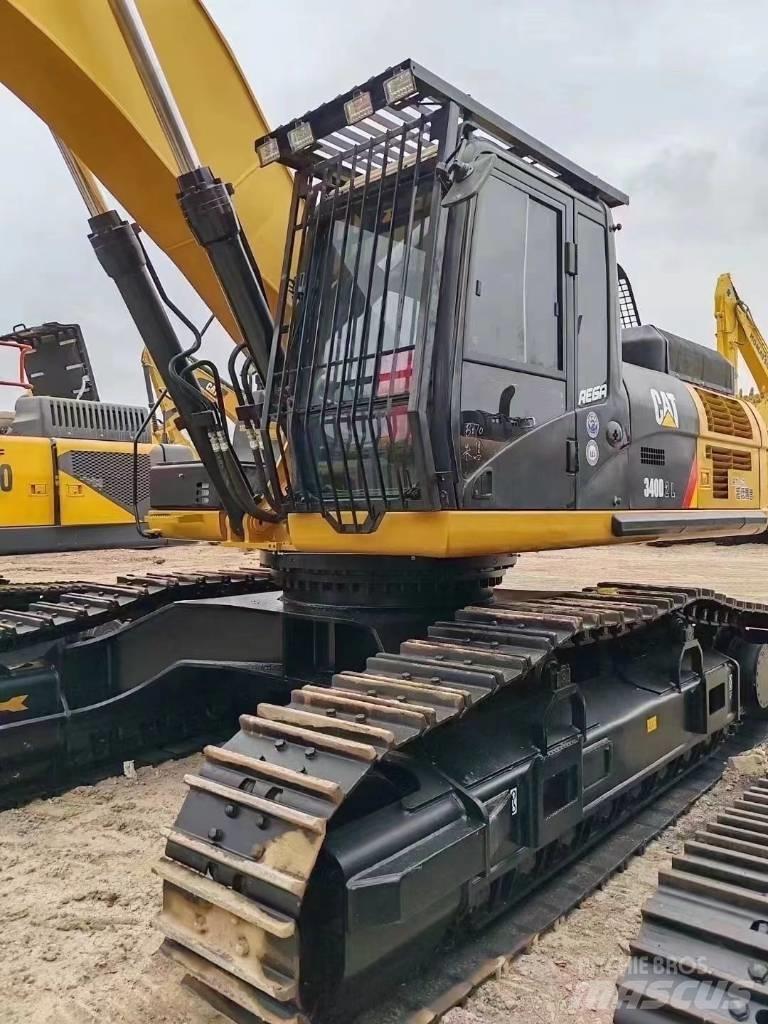 CAT 324 D Lánctalpas kotrók