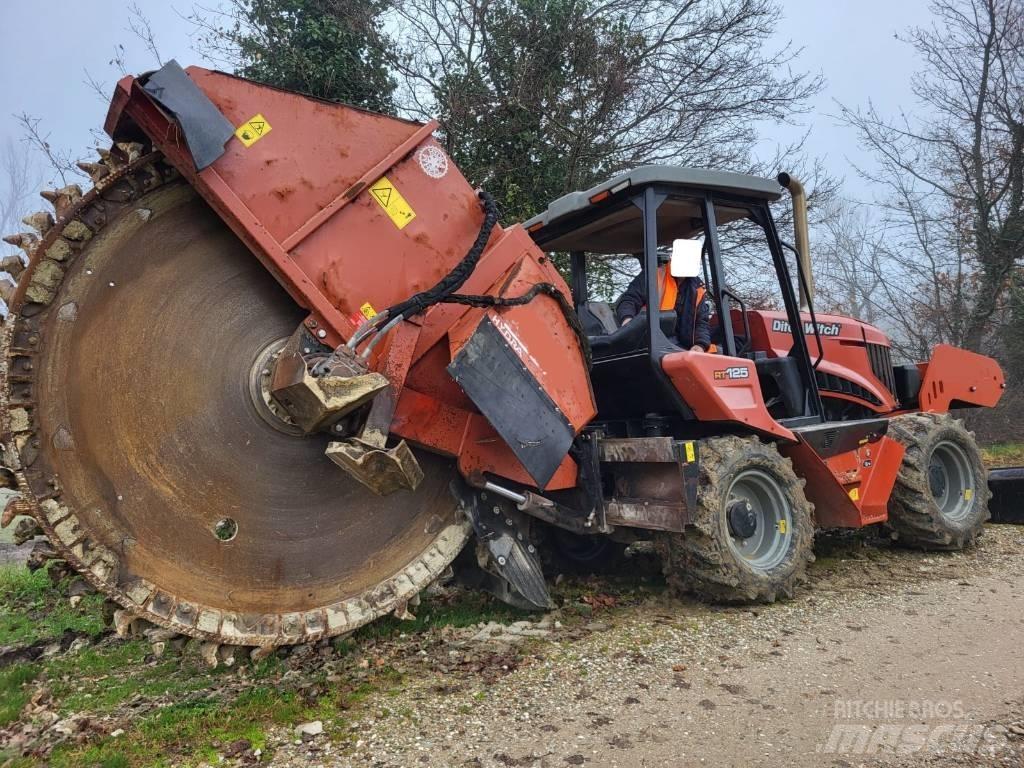 Ditch Witch RT125 Árokásók