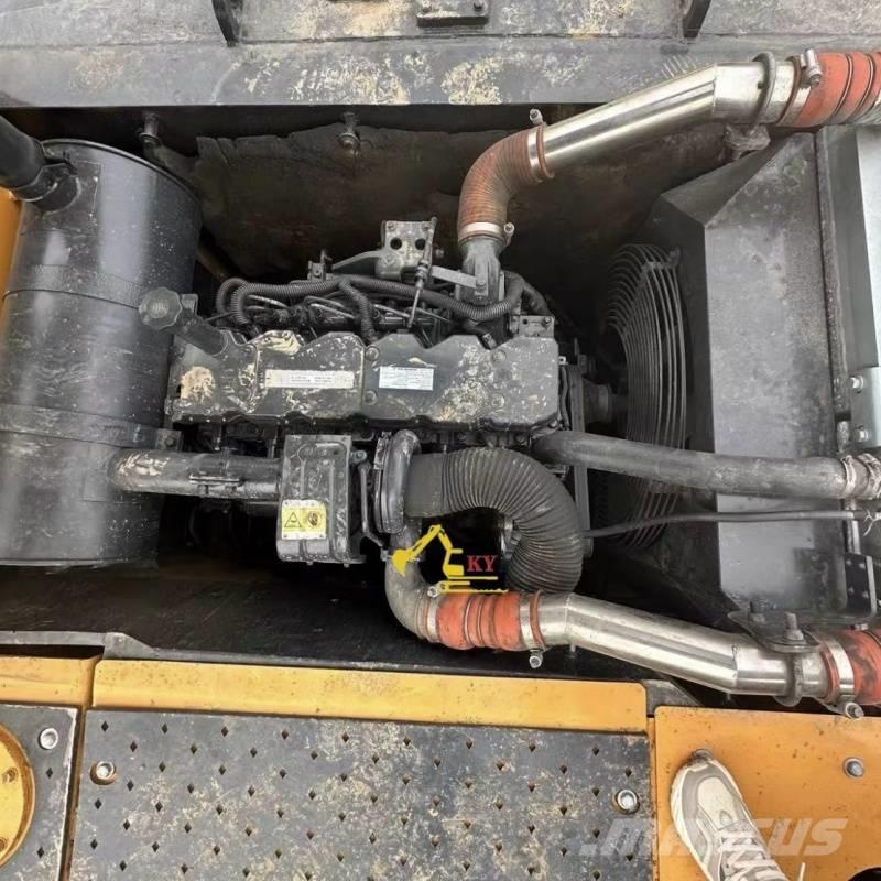 Hyundai 225VS Lánctalpas kotrók