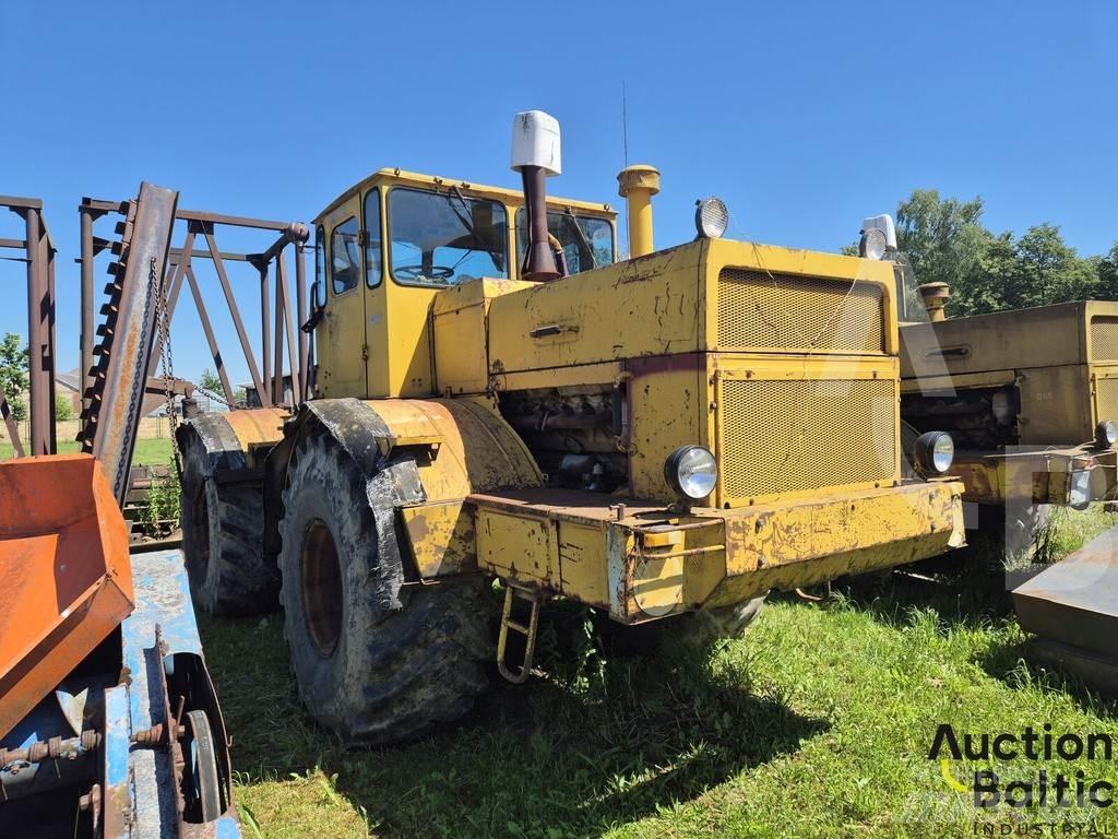 Kirovets K 701 Traktorok