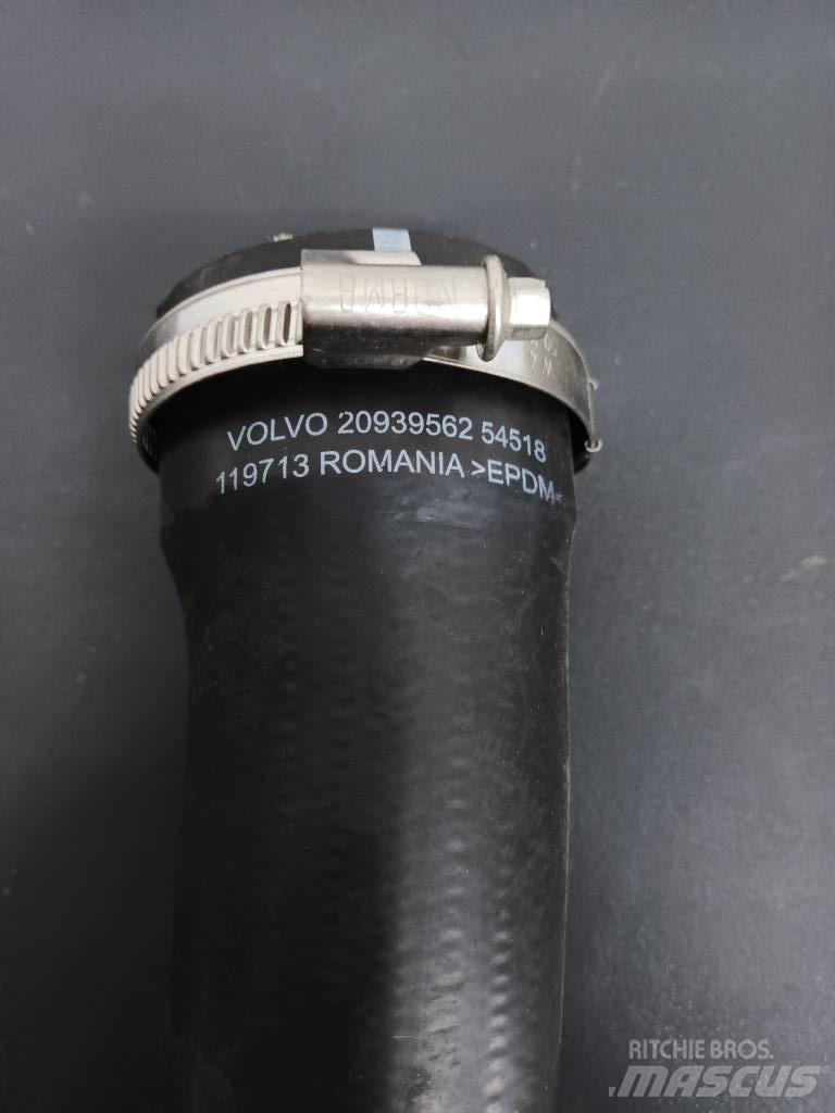 Volvo PIPE 20939562 Motorok