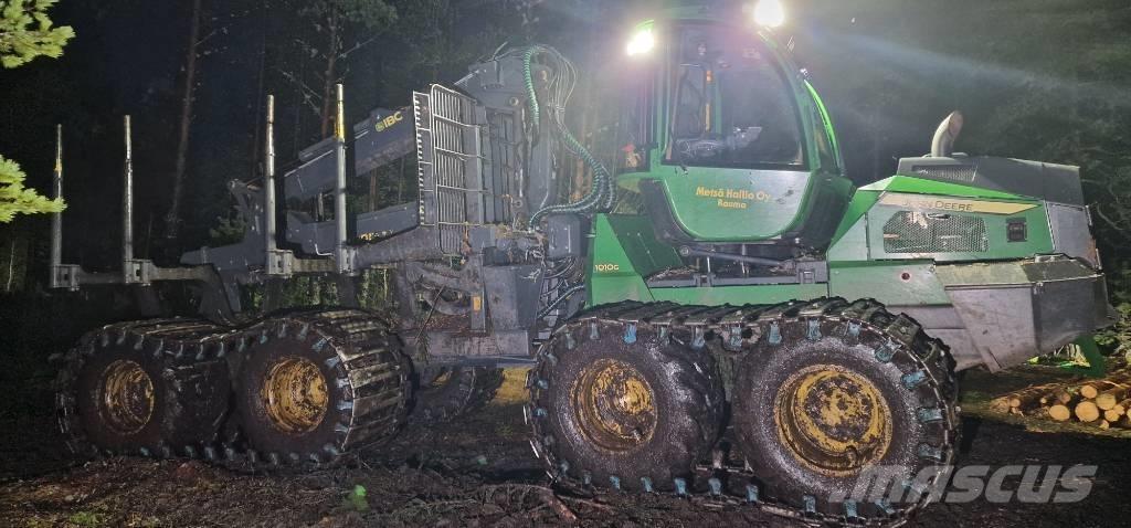 John Deere 1010G Kihordók