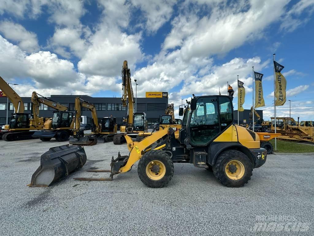 Komatsu WA 80 Gumikerekes homlokrakodók