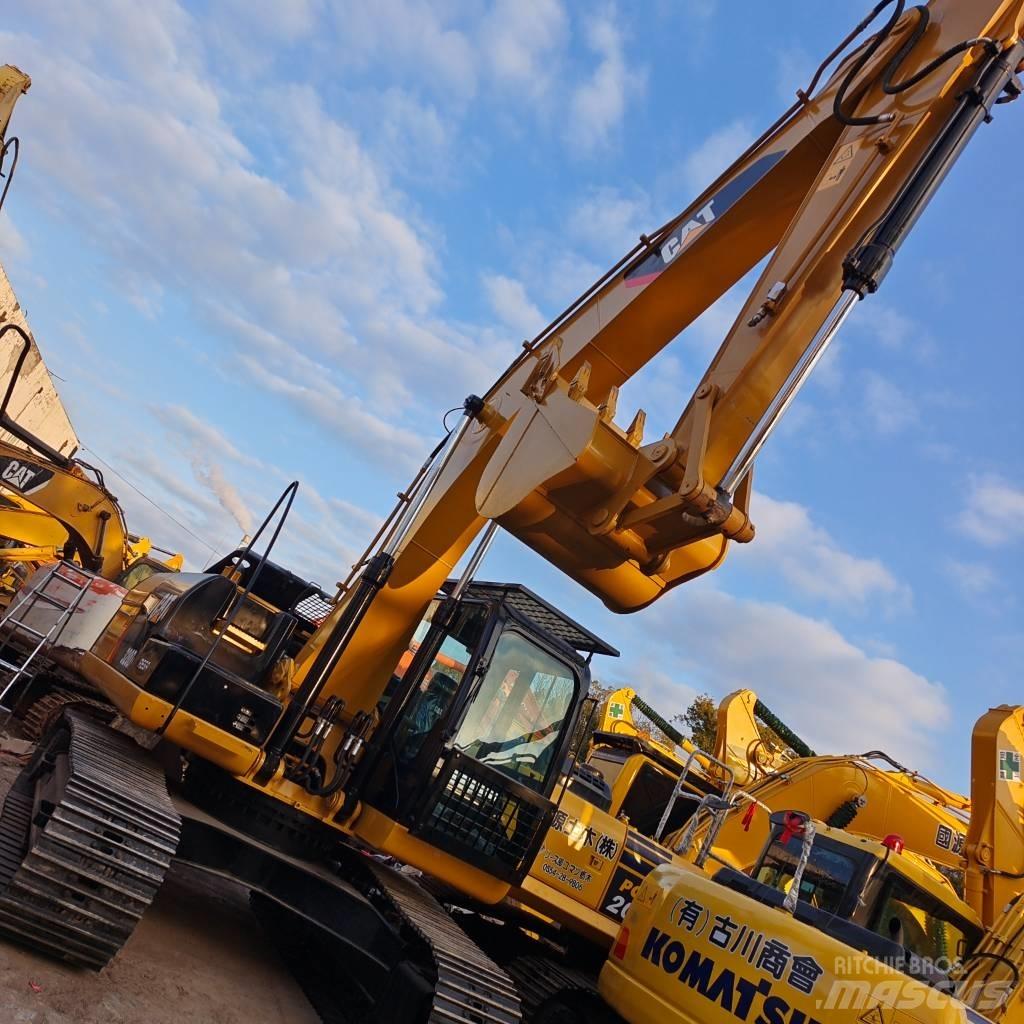 CAT 320 D Lánctalpas kotrók