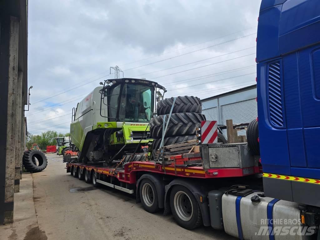 CLAAS Tucano 440 Kombájnok