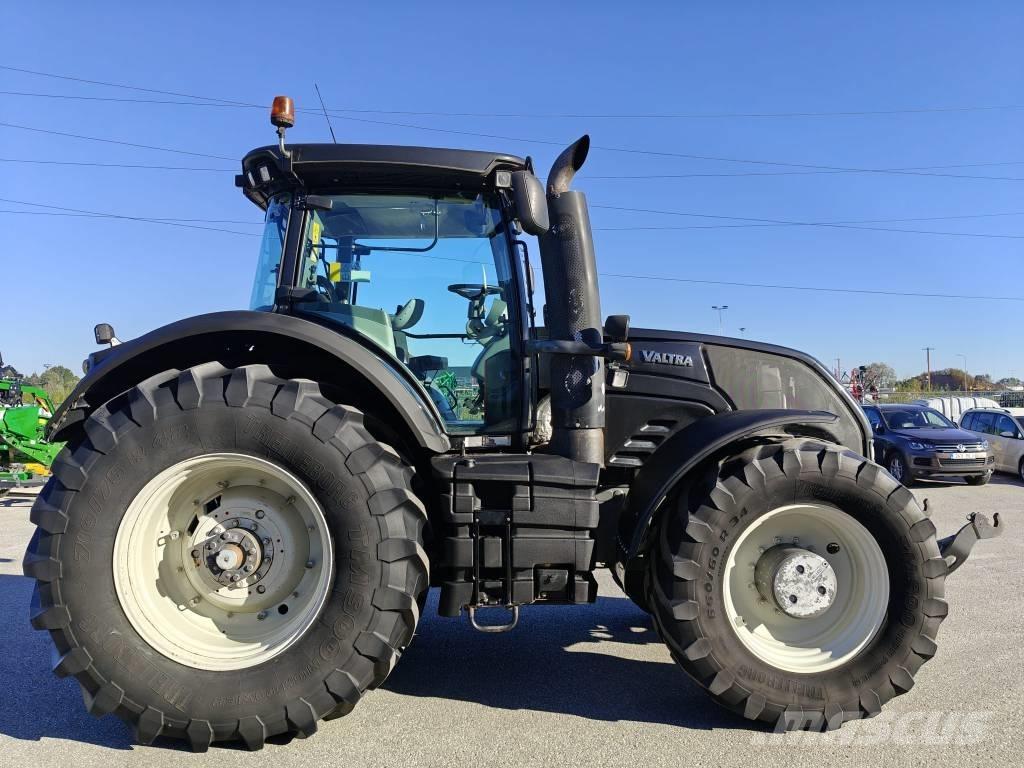 Valtra S 353 Traktorok