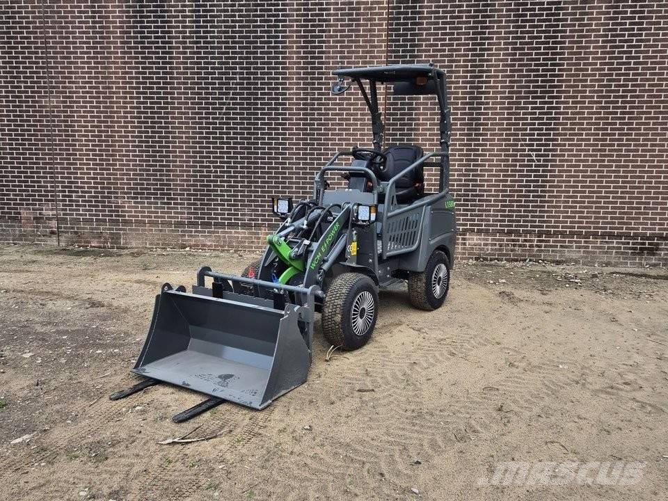 WCM L1580e Gumikerekes homlokrakodók