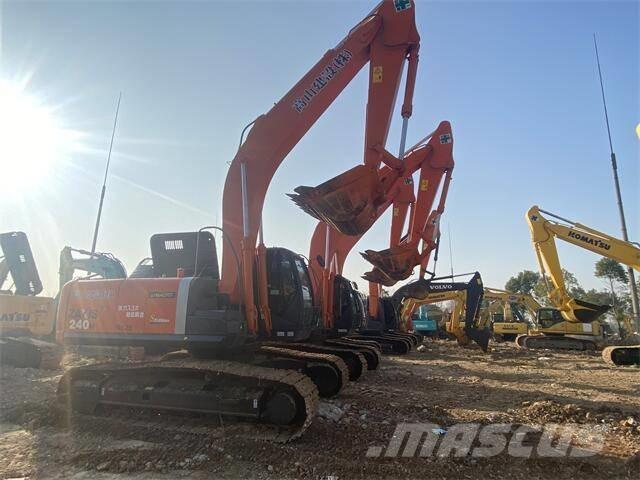 Hitachi ZX240H Lánctalpas kotrók