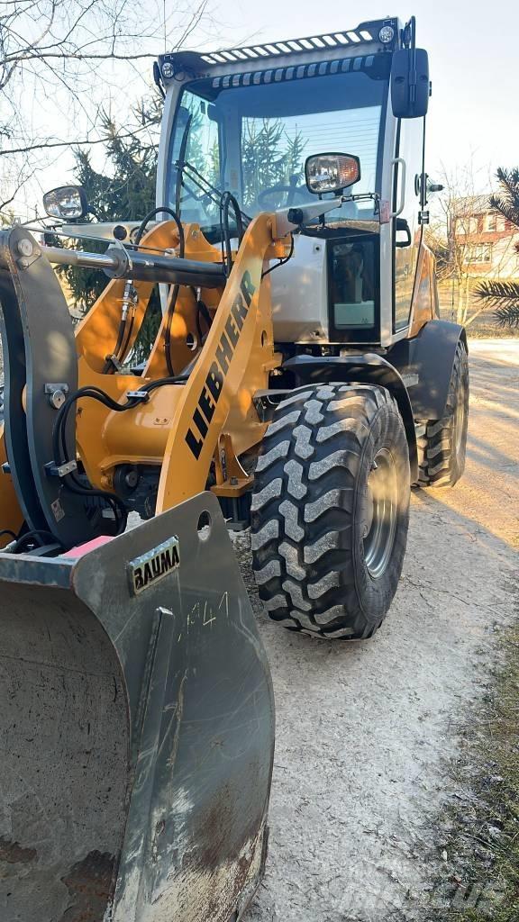 Liebherr L 508 Gumikerekes homlokrakodók