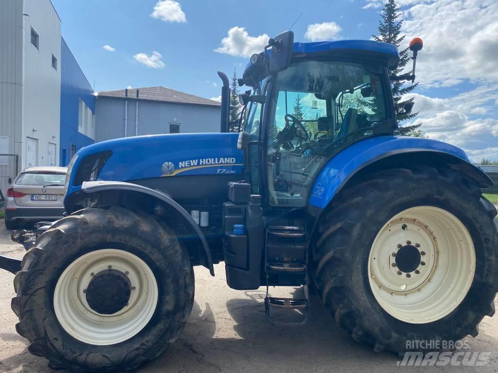 New Holland T 7.235 Traktorok