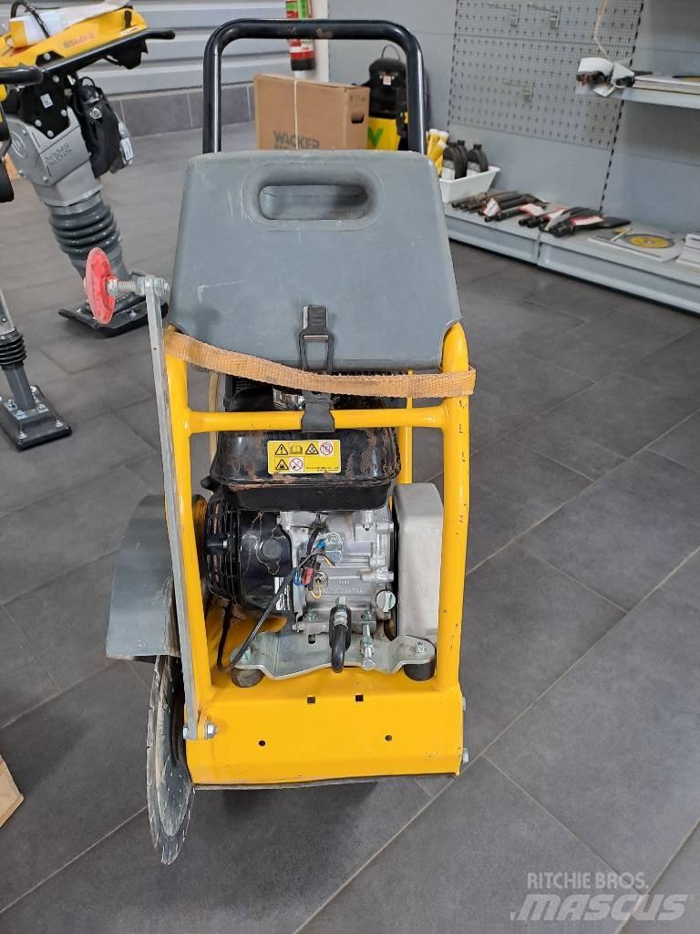 Wacker Neuson BFS735 Kő és Betonvágó eszközök