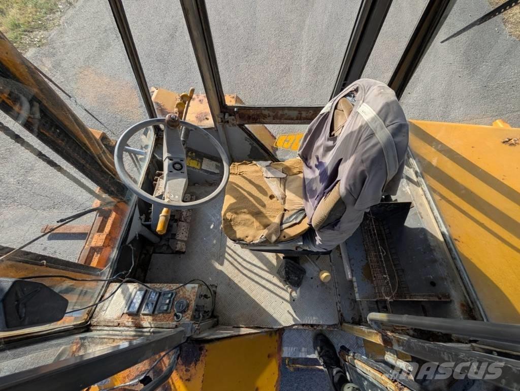 JCB 930 Tereptargonca